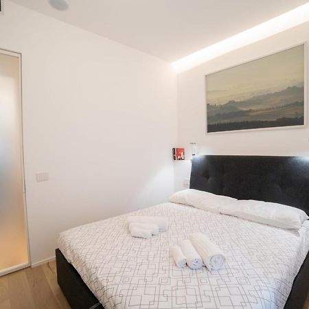 Navigli-Centro-Universita, Amazing New Apartment Milano Ngoại thất bức ảnh